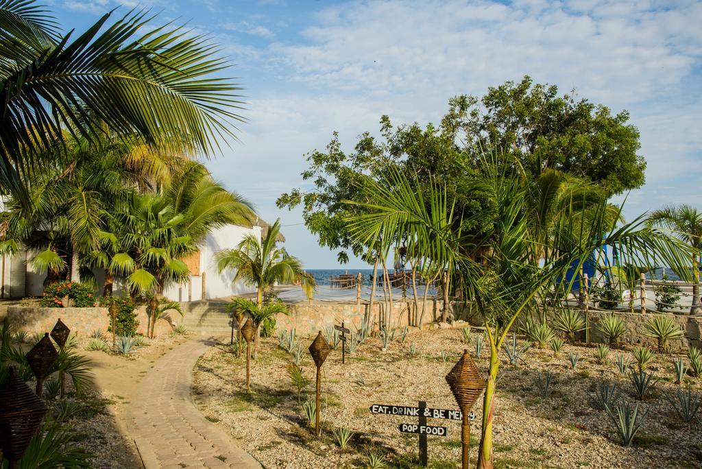 Отель La Isla Huatulco Экстерьер фото