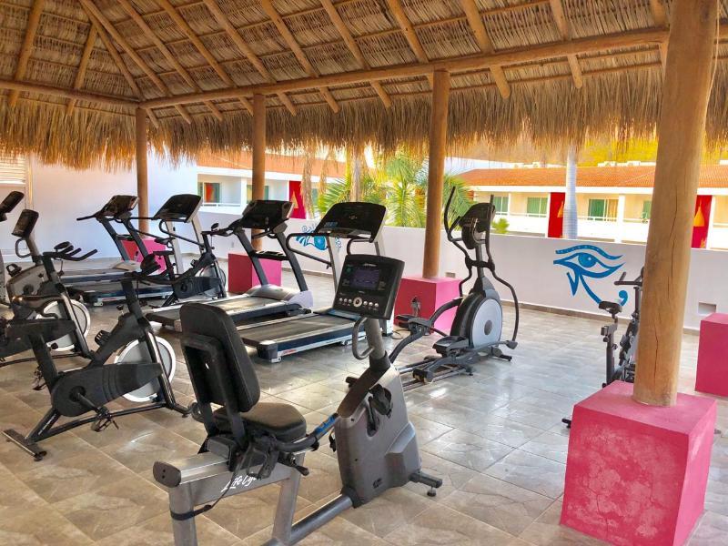 Отель La Isla Huatulco Экстерьер фото